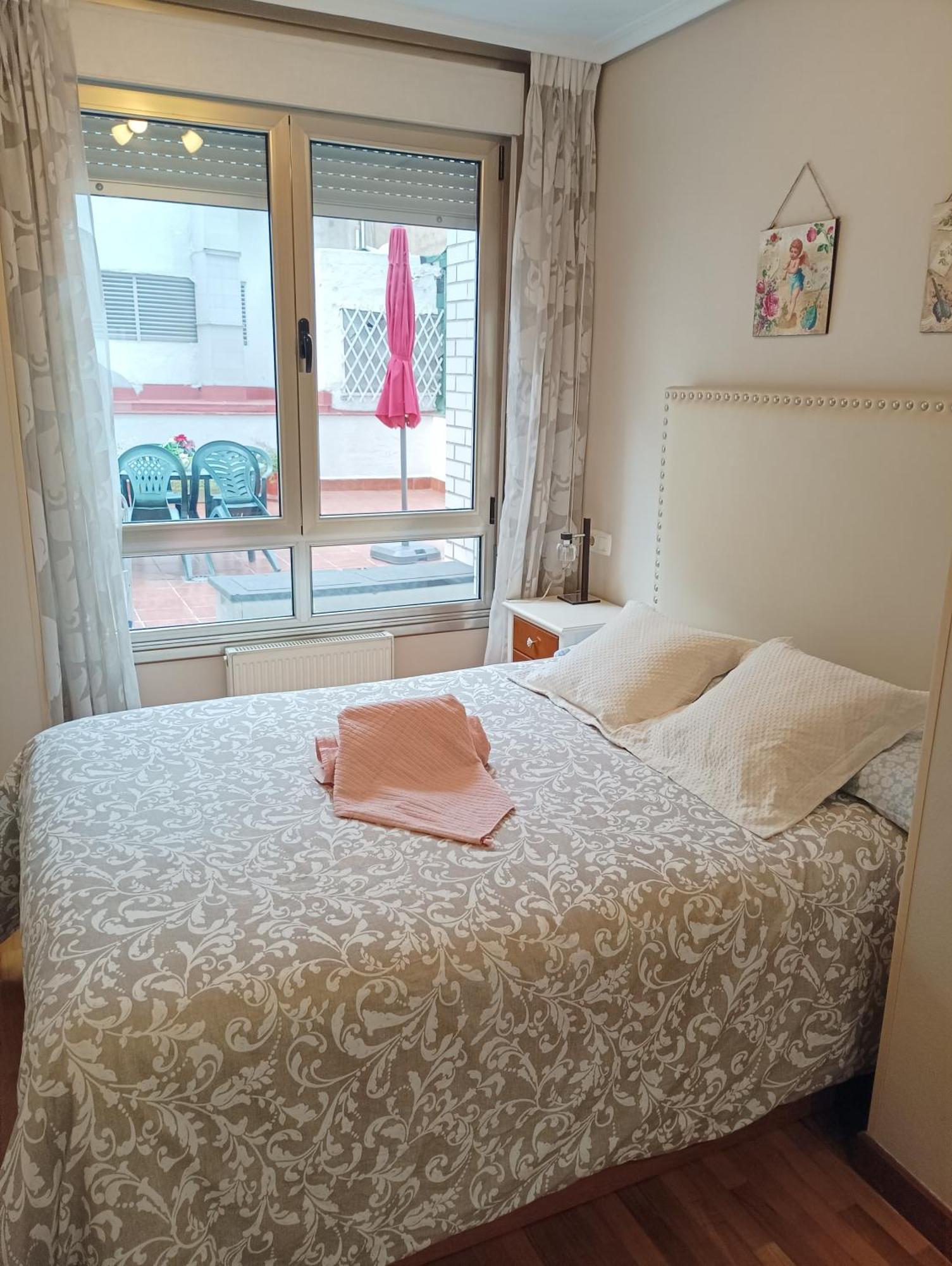 Centro-Gascona Con Terraza, Garaje Y Wifi Gratuito Appartement Oviedo Buitenkant foto